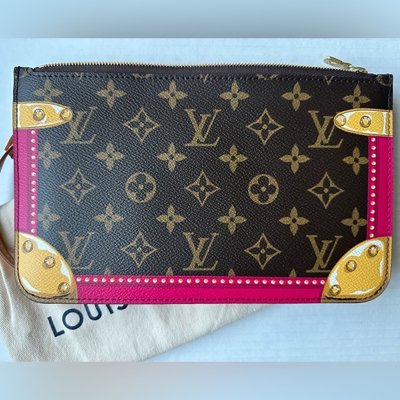 Louis Vuitton Pochette Monogram Tromp L'oeil Screen LIMITED EDITION SUMMER TRUNK - Picture 5 of 14